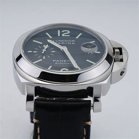 panerai dark brown leather band|Panerai pam click release.